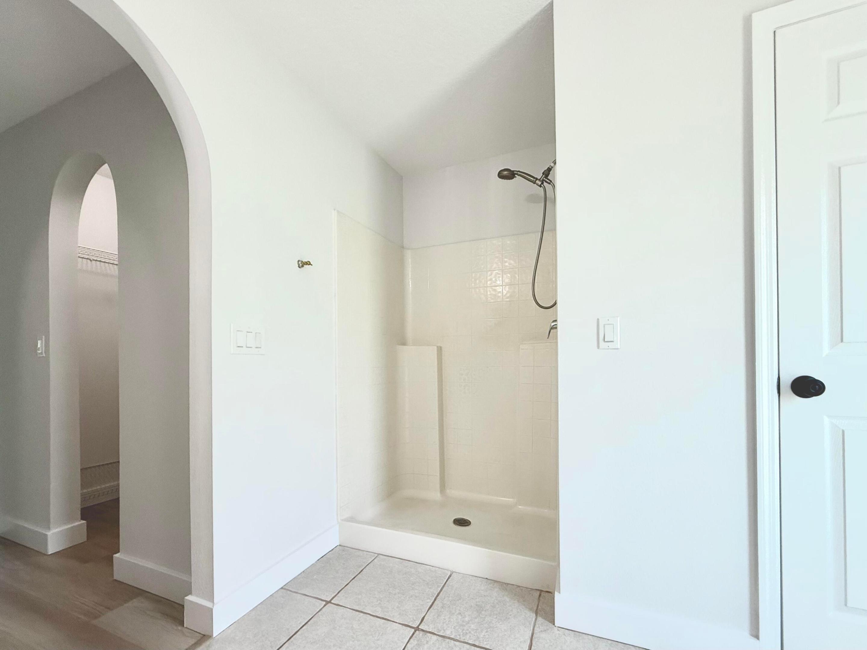 5230 Compass Pointe Circle