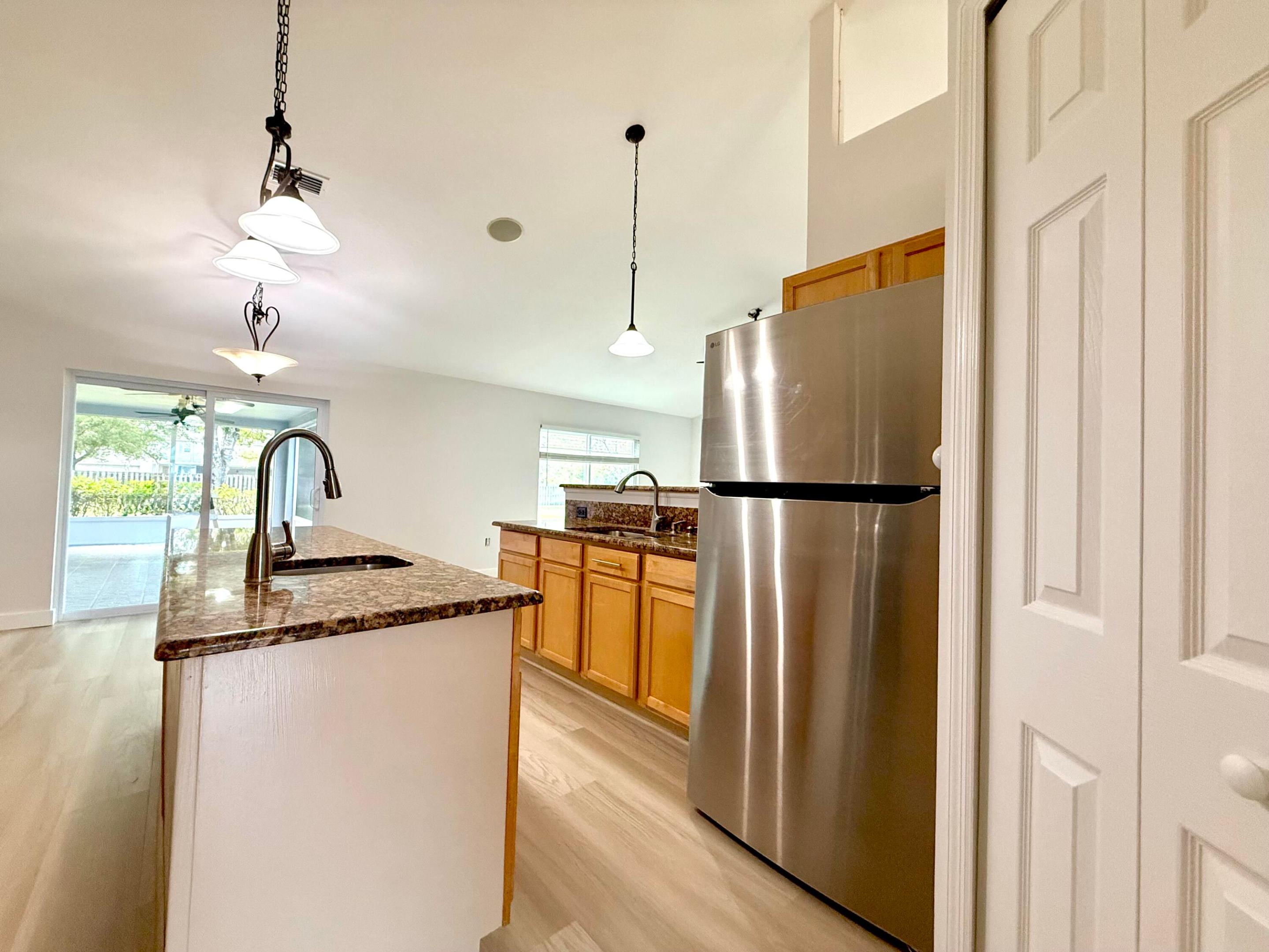 5230 Compass Pointe Circle