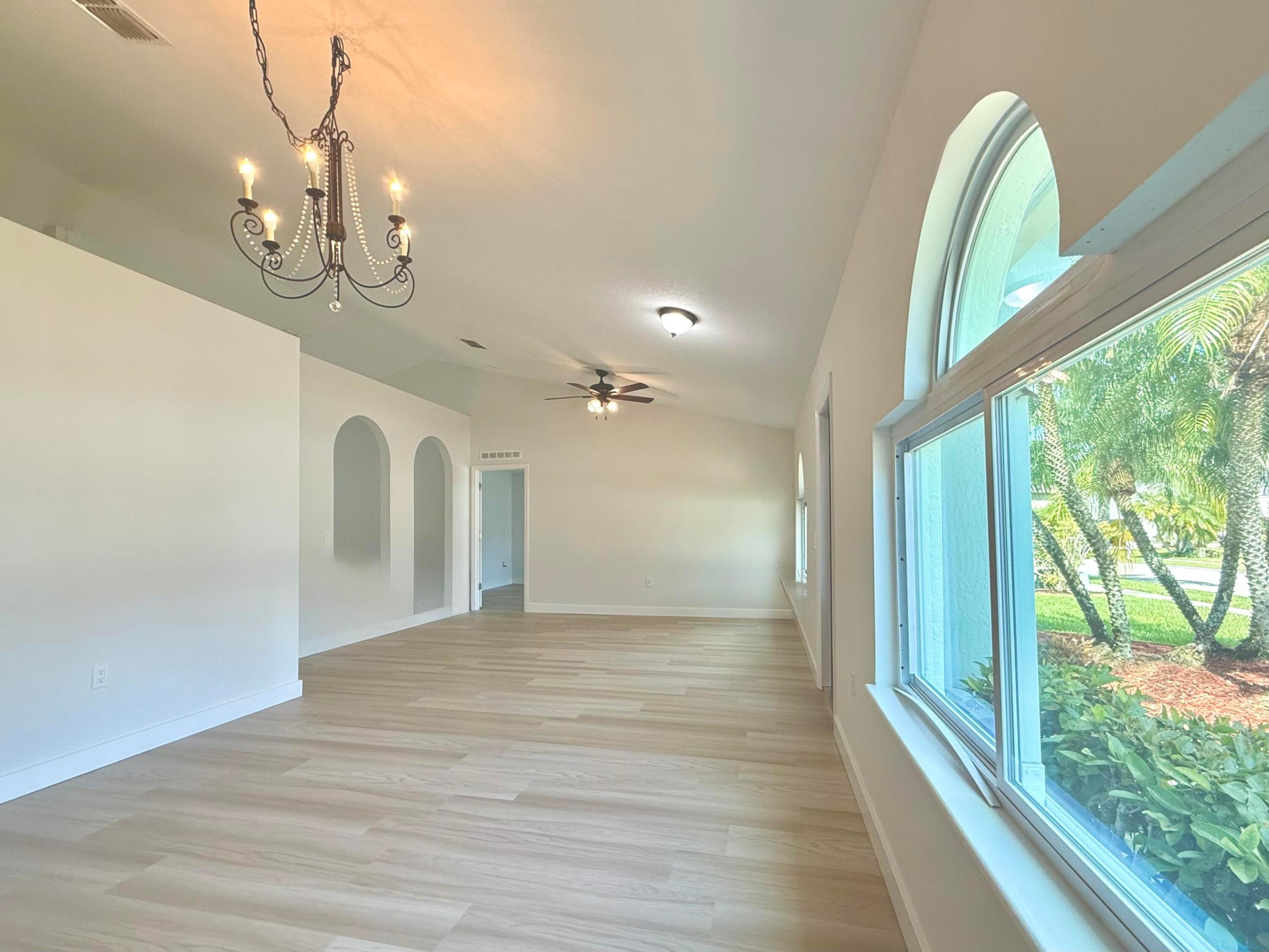 5230 Compass Pointe Circle