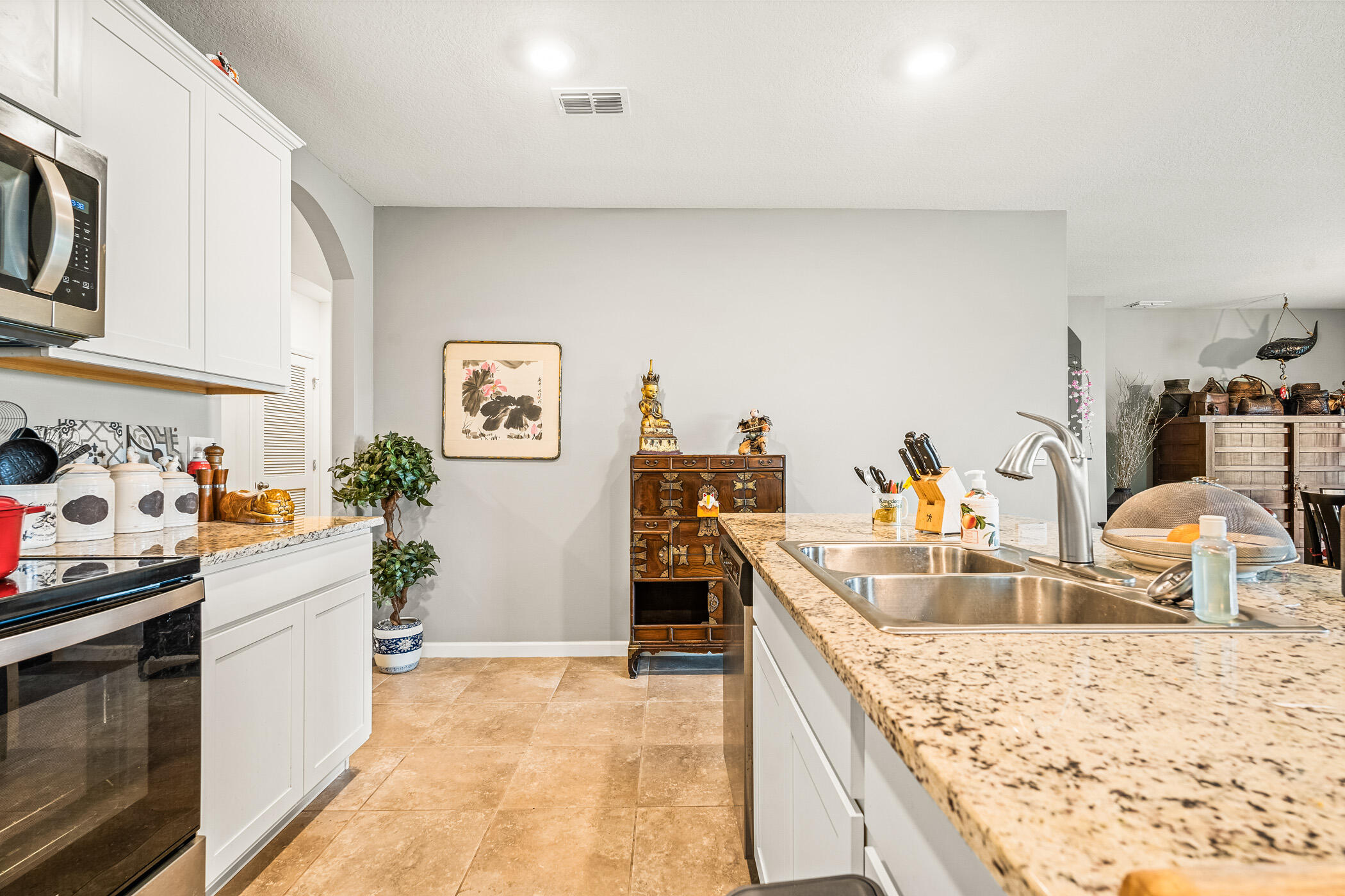 6580 Canterbridge Drive