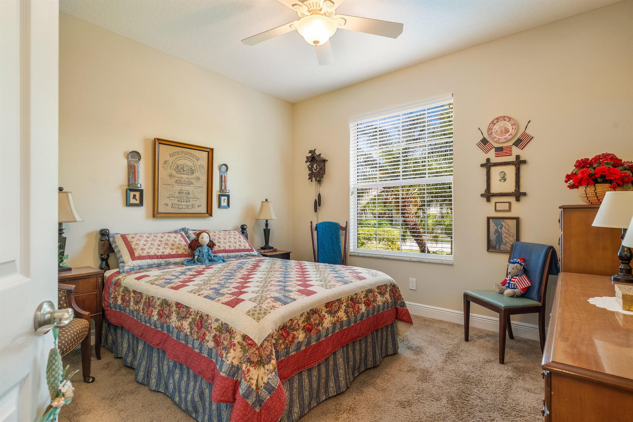 6104 Graysen Square