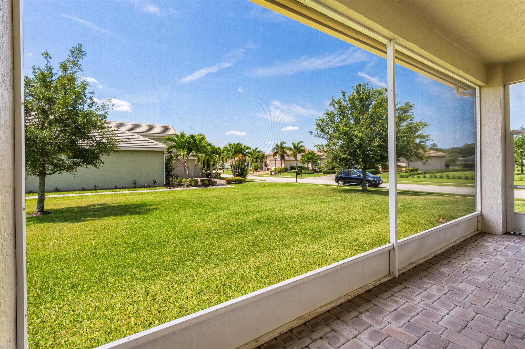 6104 Graysen Square