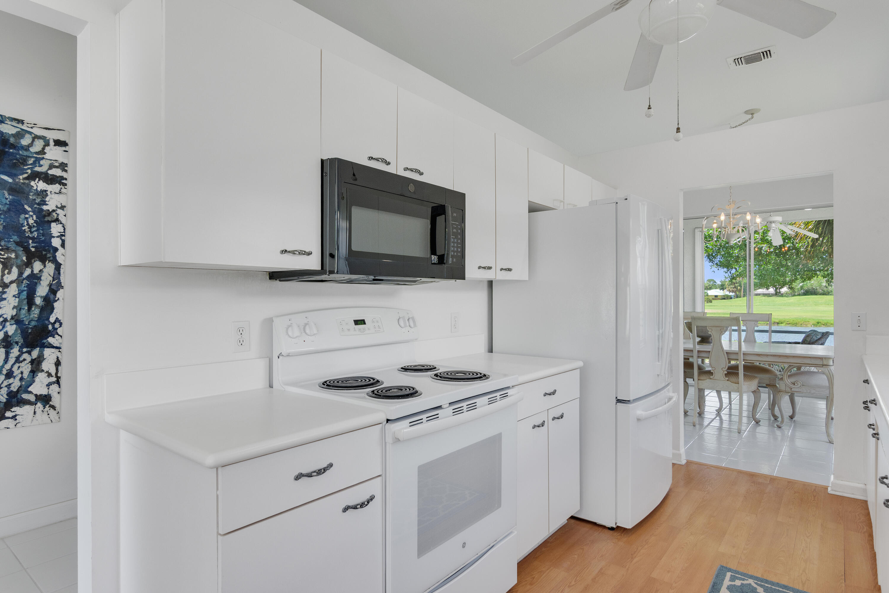 9412 Poinciana Court