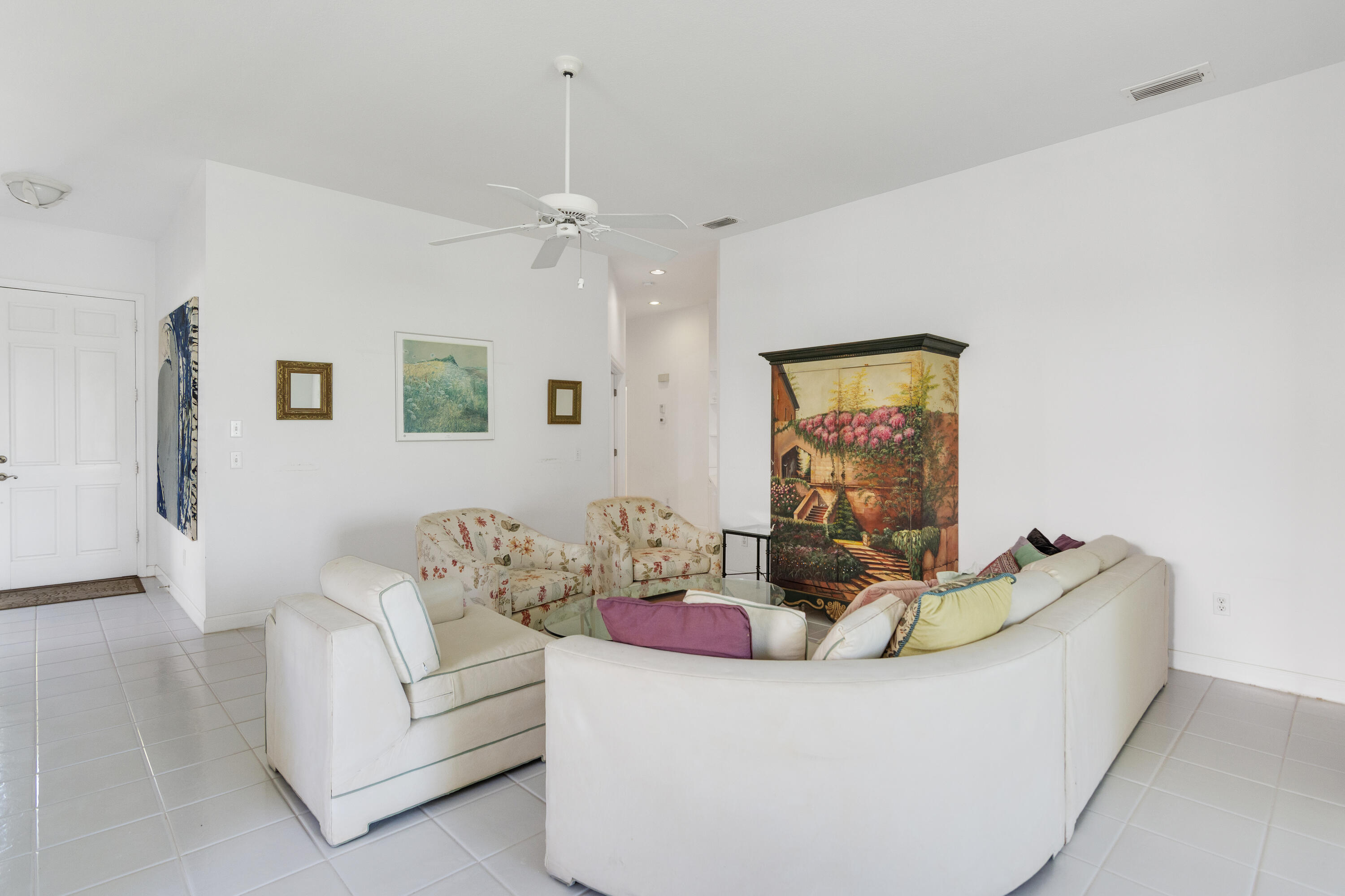 9412 Poinciana Court