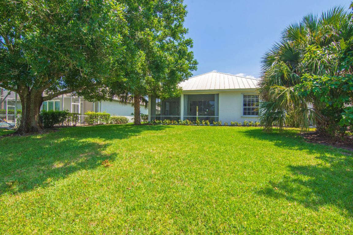 9412 Poinciana Court