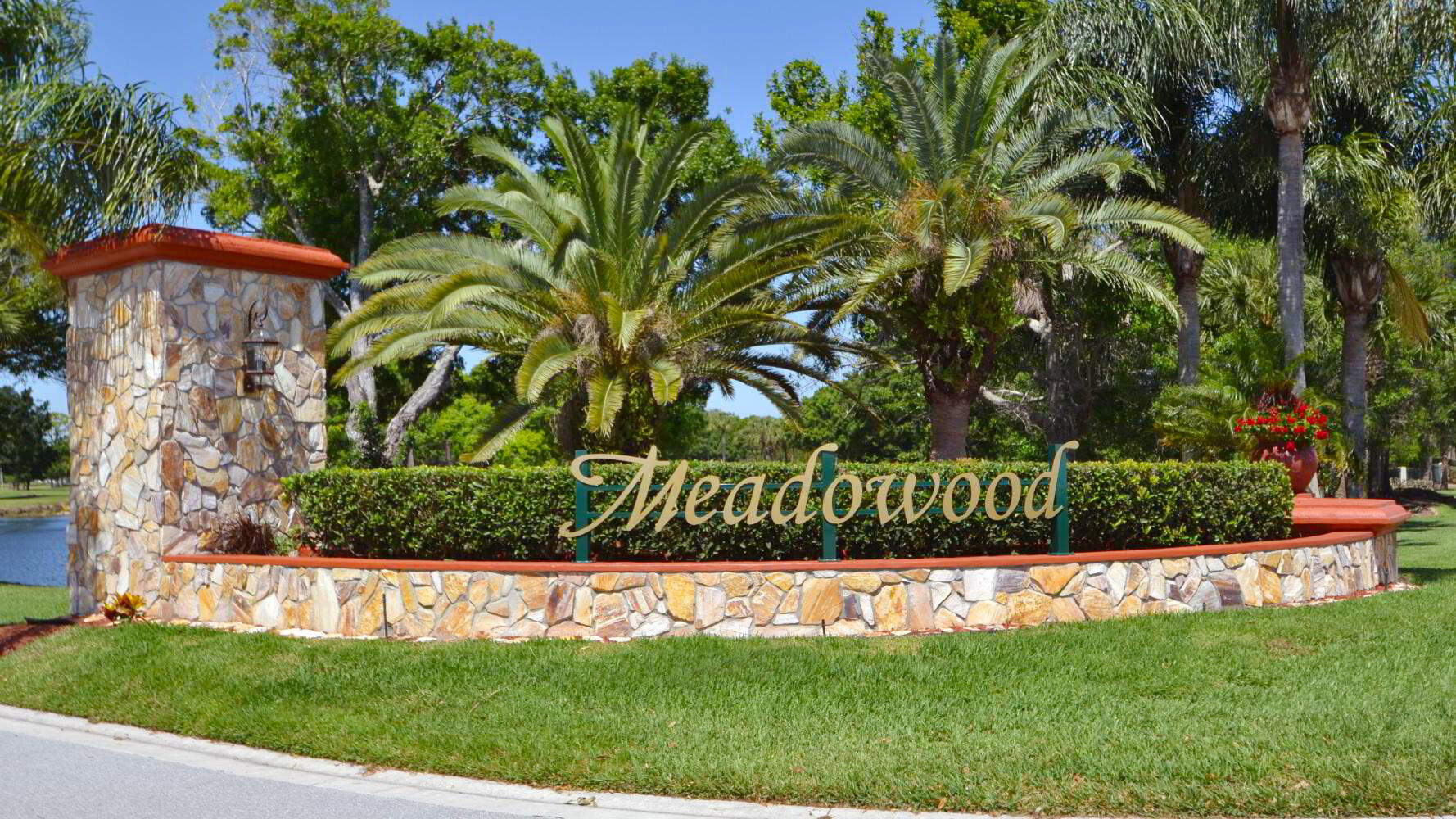 9412 Poinciana Court