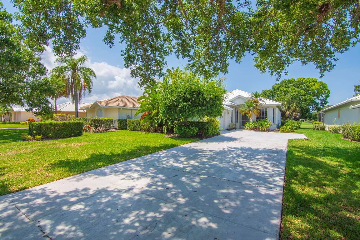 9412 Poinciana Court