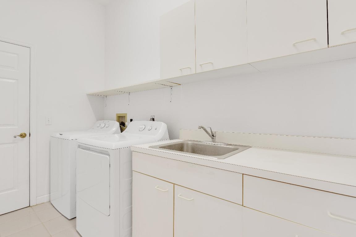 9412 Poinciana Court