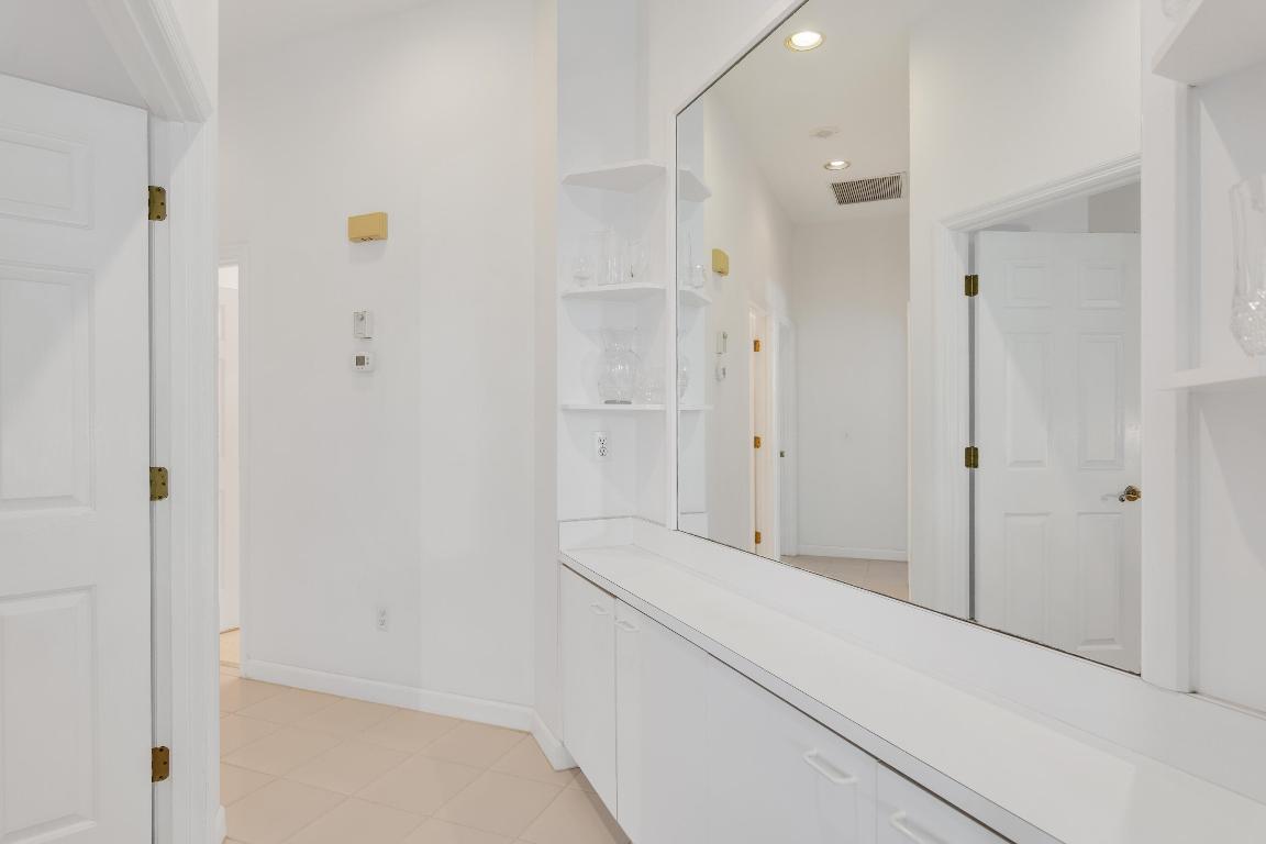 9412 Poinciana Court