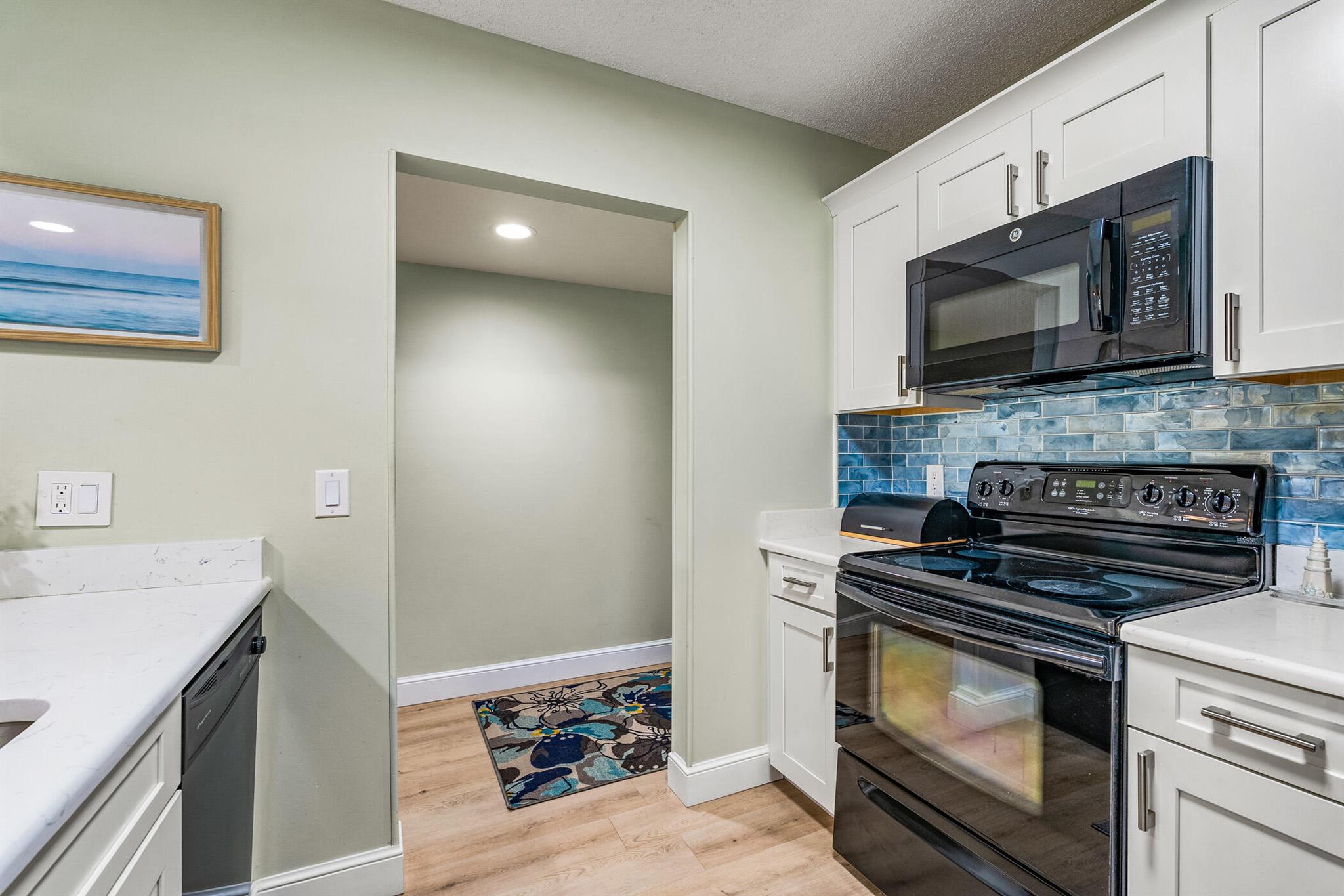 28 Plantation Drive 204