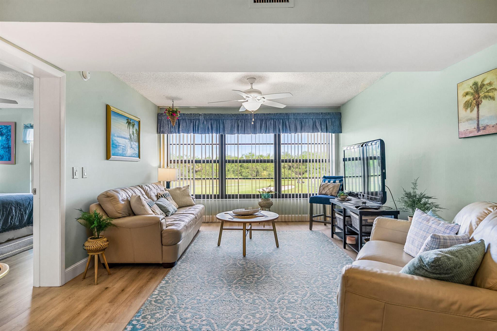 28 Plantation Drive 204