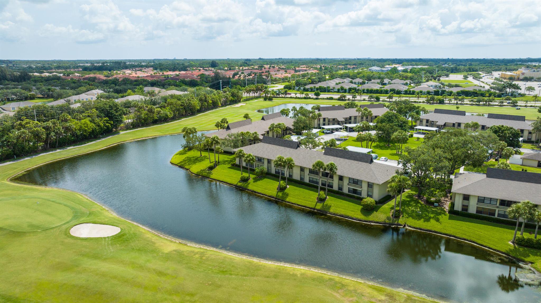 28 Plantation Drive 204