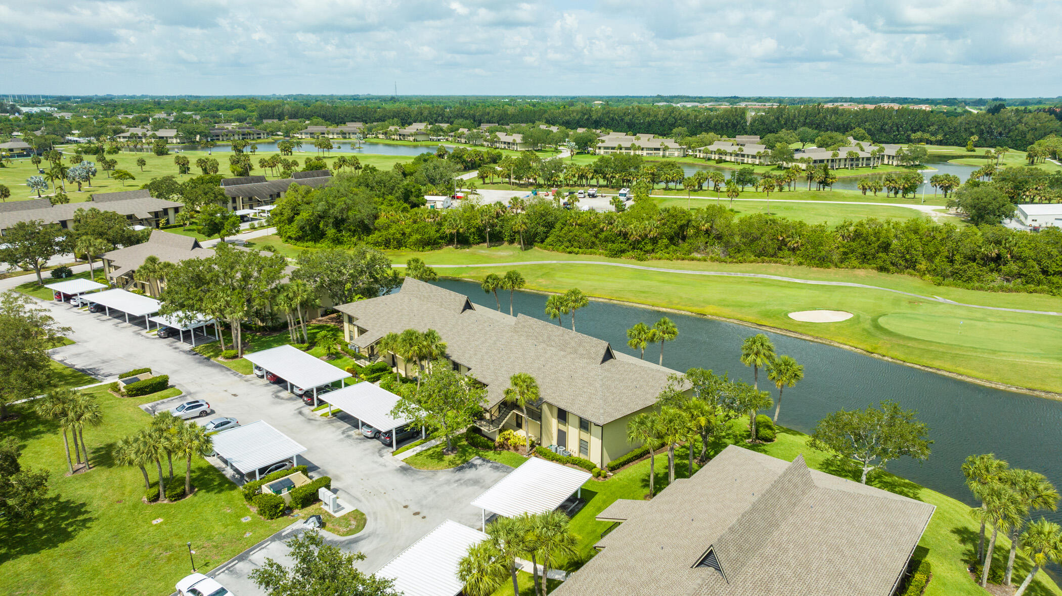28 Plantation Drive 204