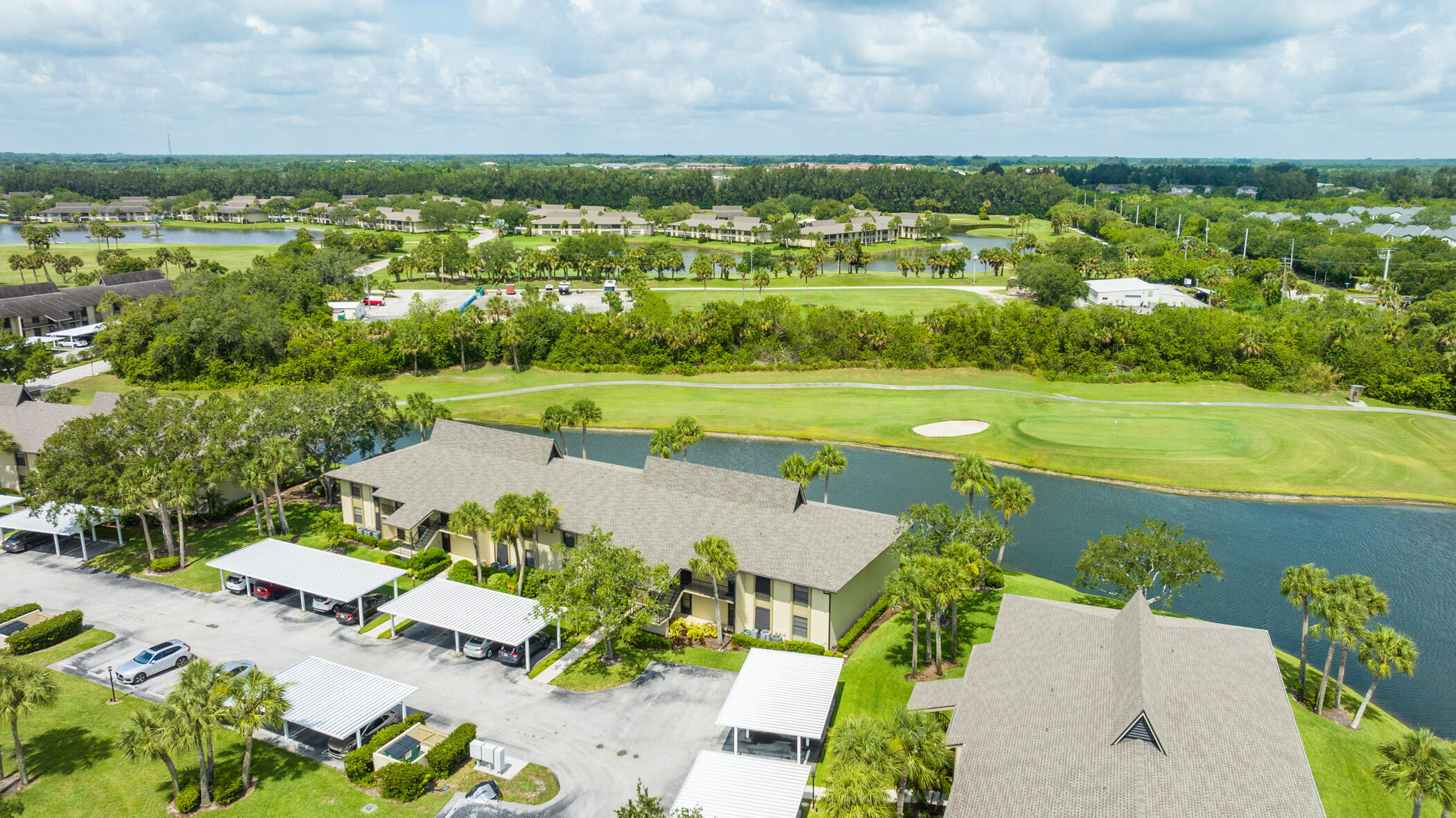 28 Plantation Drive 204