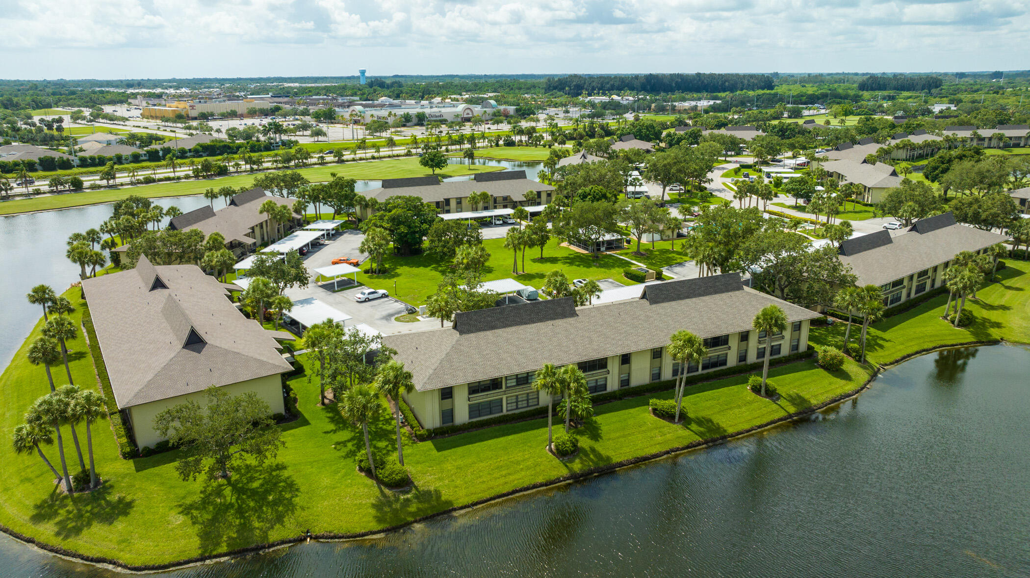 28 Plantation Drive 204