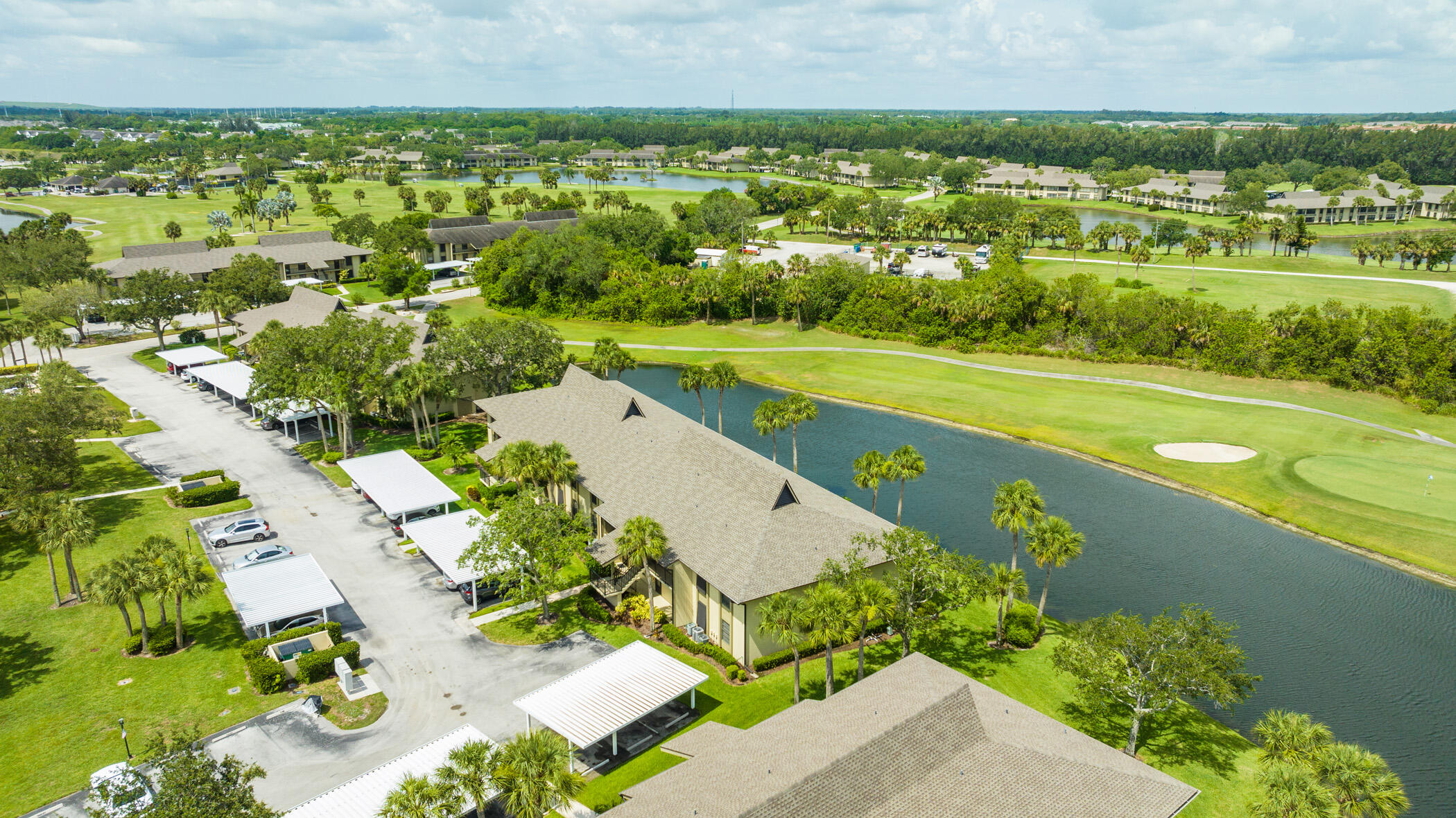 28 Plantation Drive 204