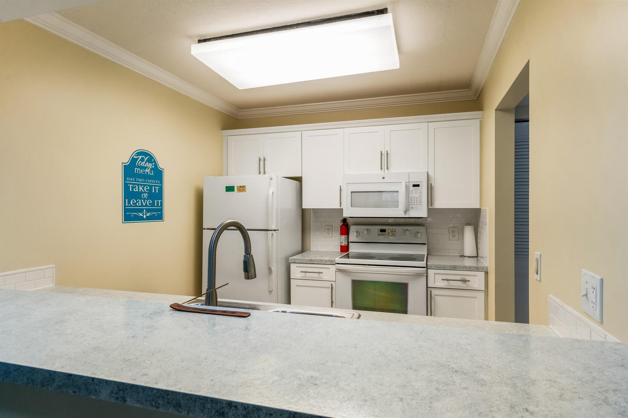 6 Plantation Drive 203