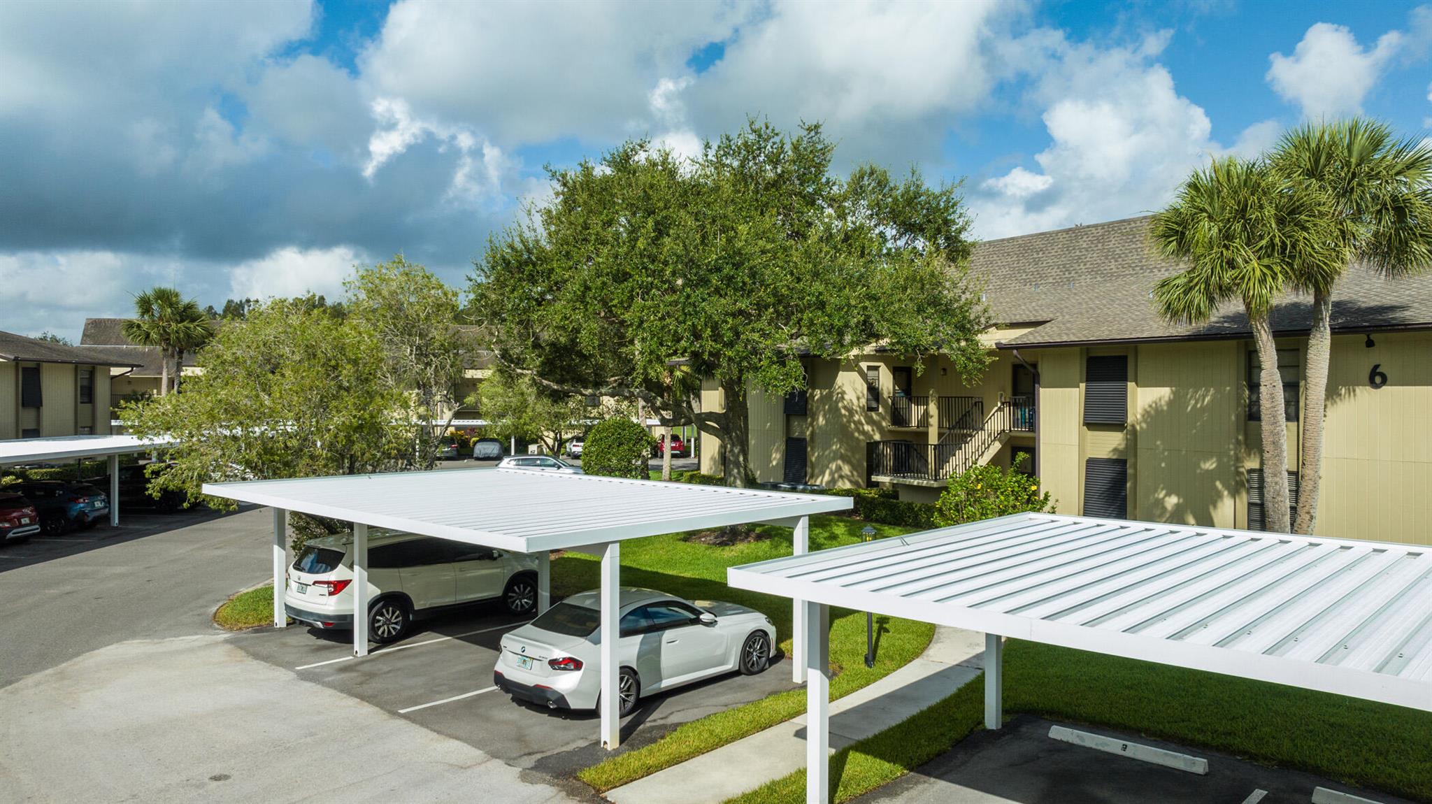 6 Plantation Drive 203