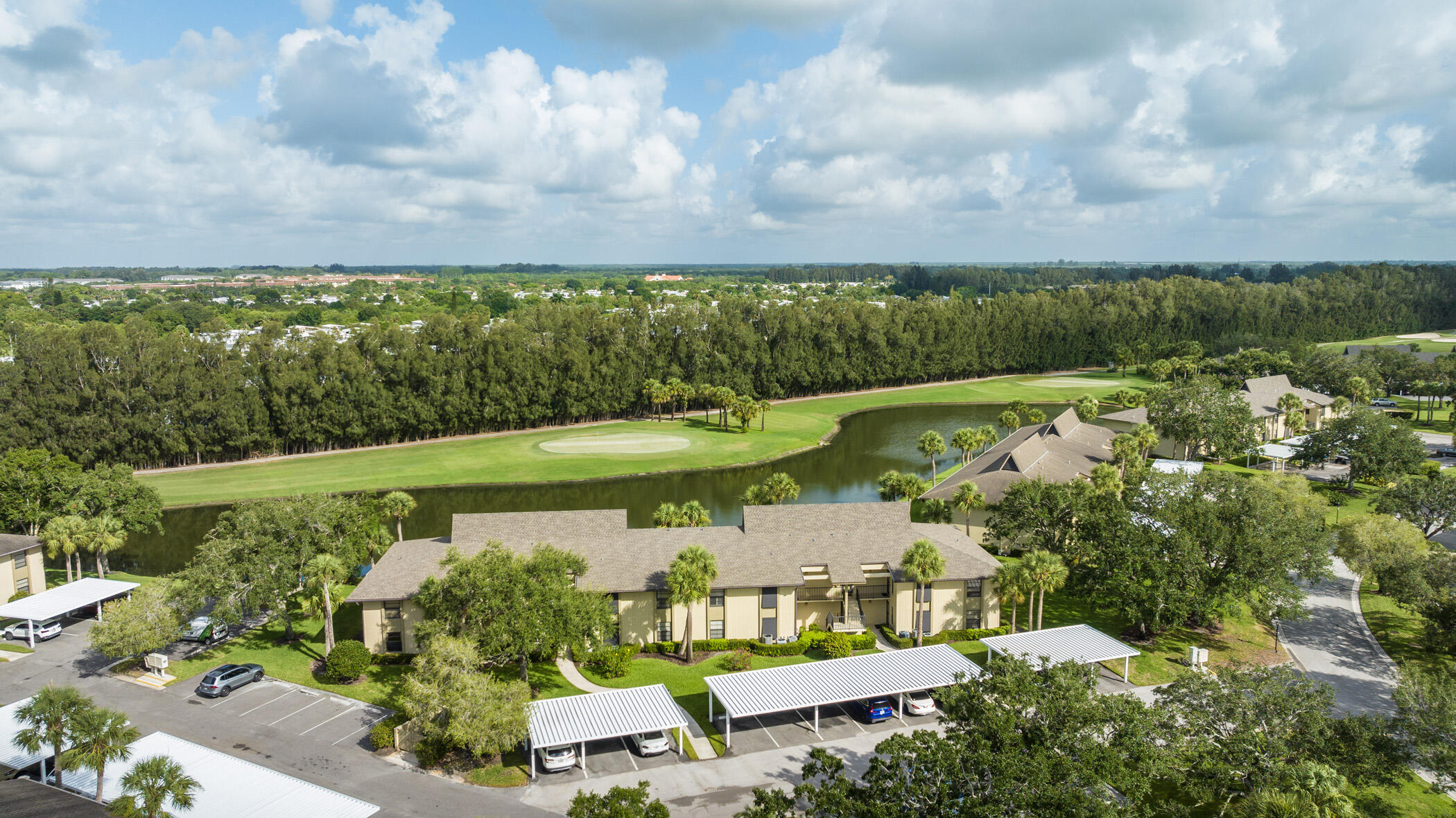 6 Plantation Drive 203