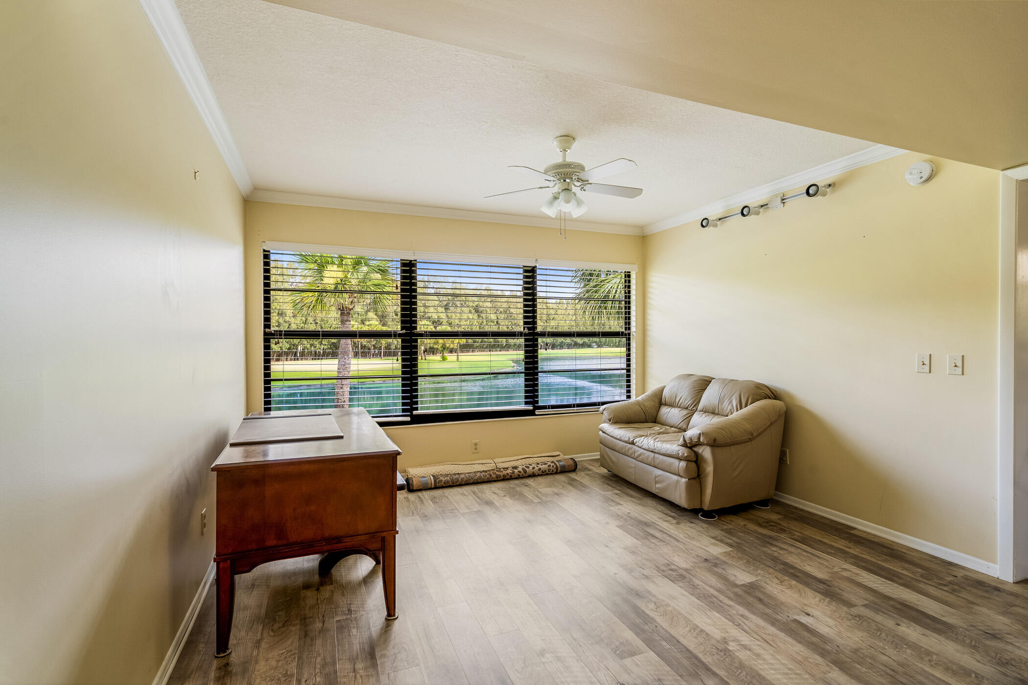 6 Plantation Drive 203