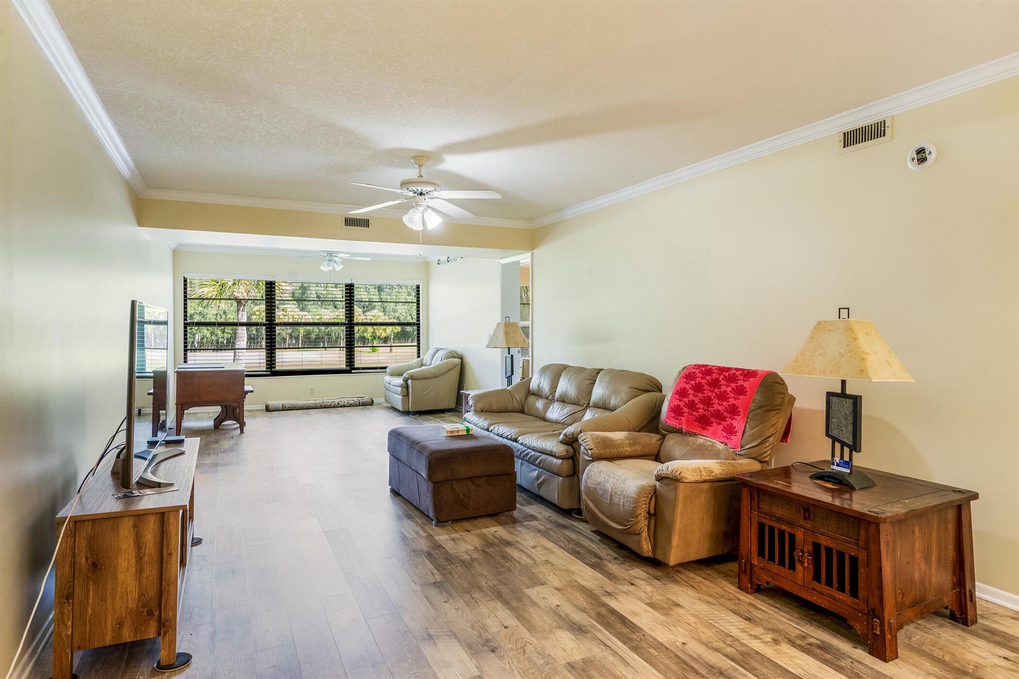 6 Plantation Drive 203