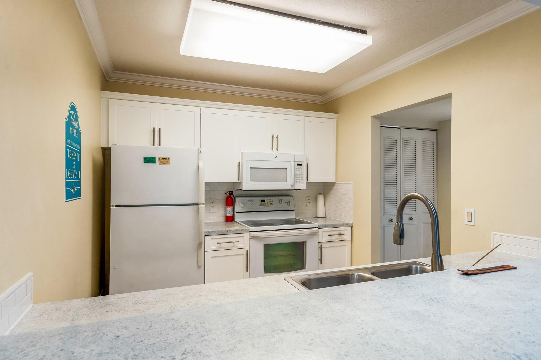 6 Plantation Drive 203