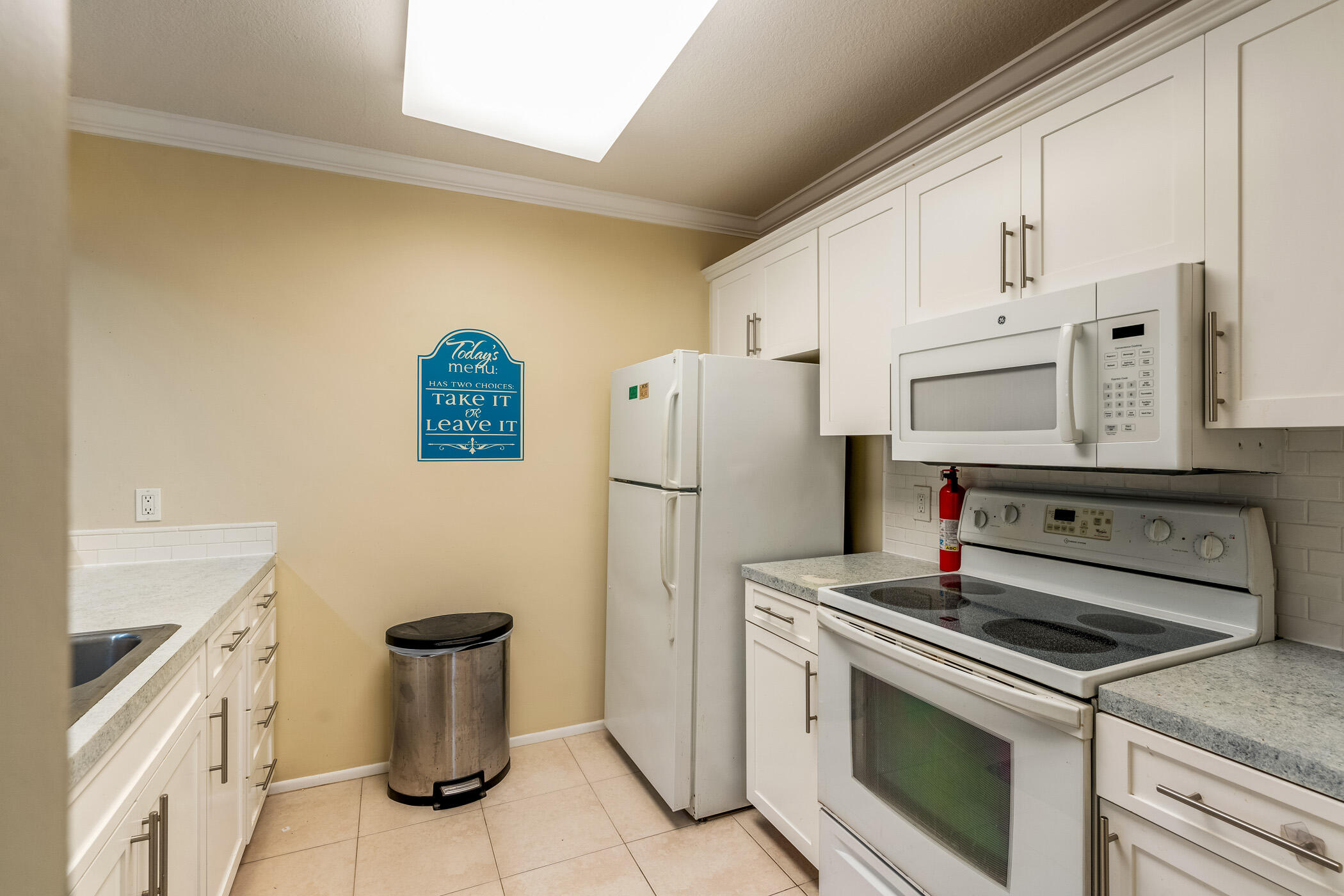 6 Plantation Drive 203