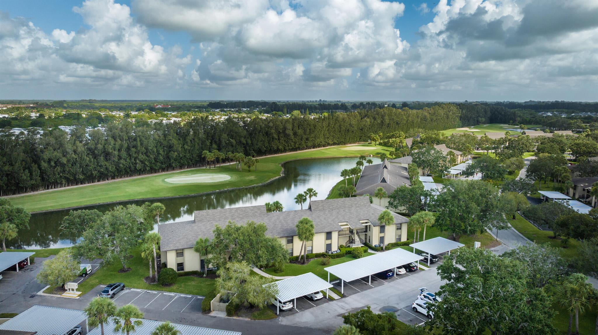 6 Plantation Drive 203