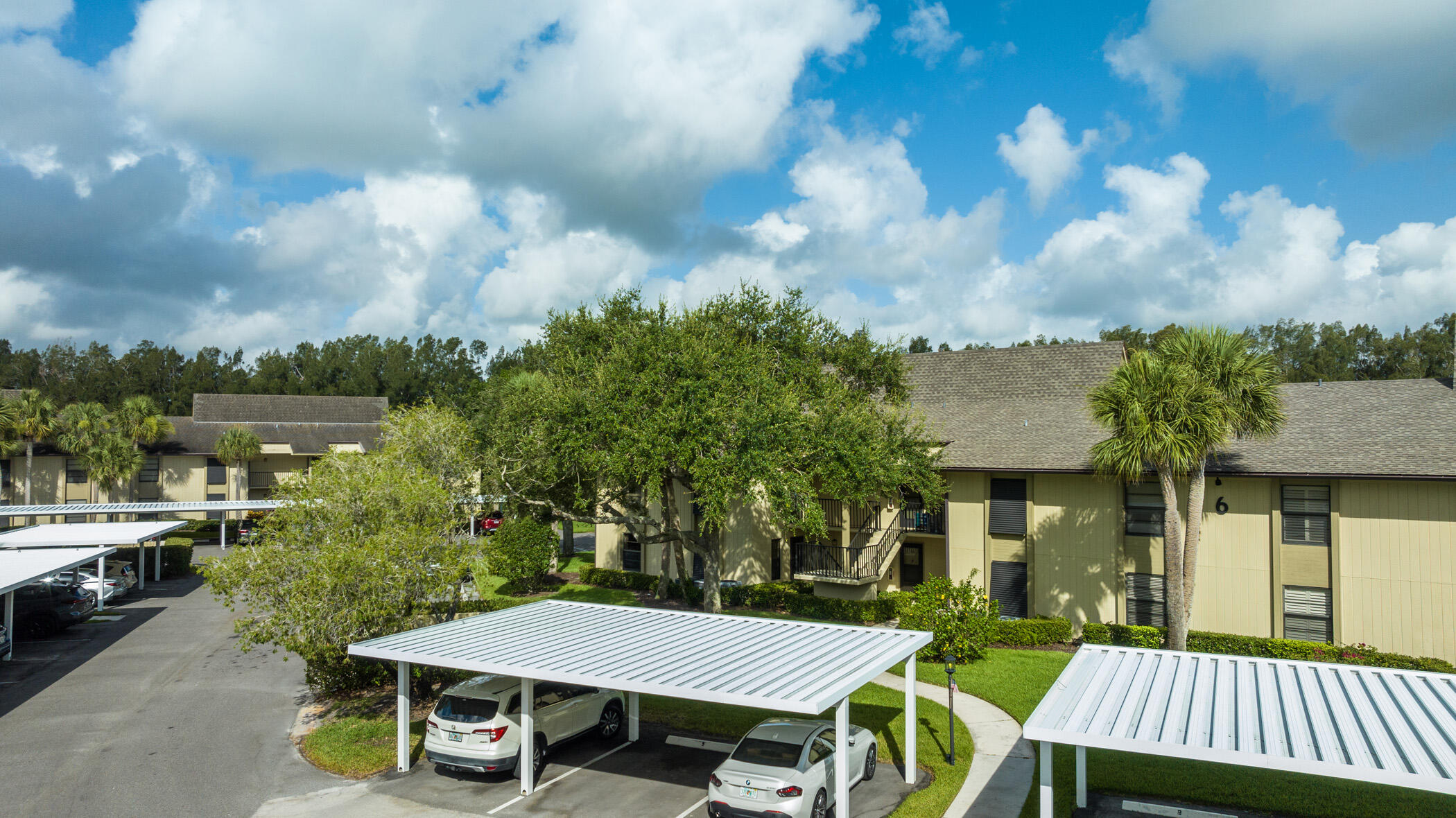 6 Plantation Drive 203