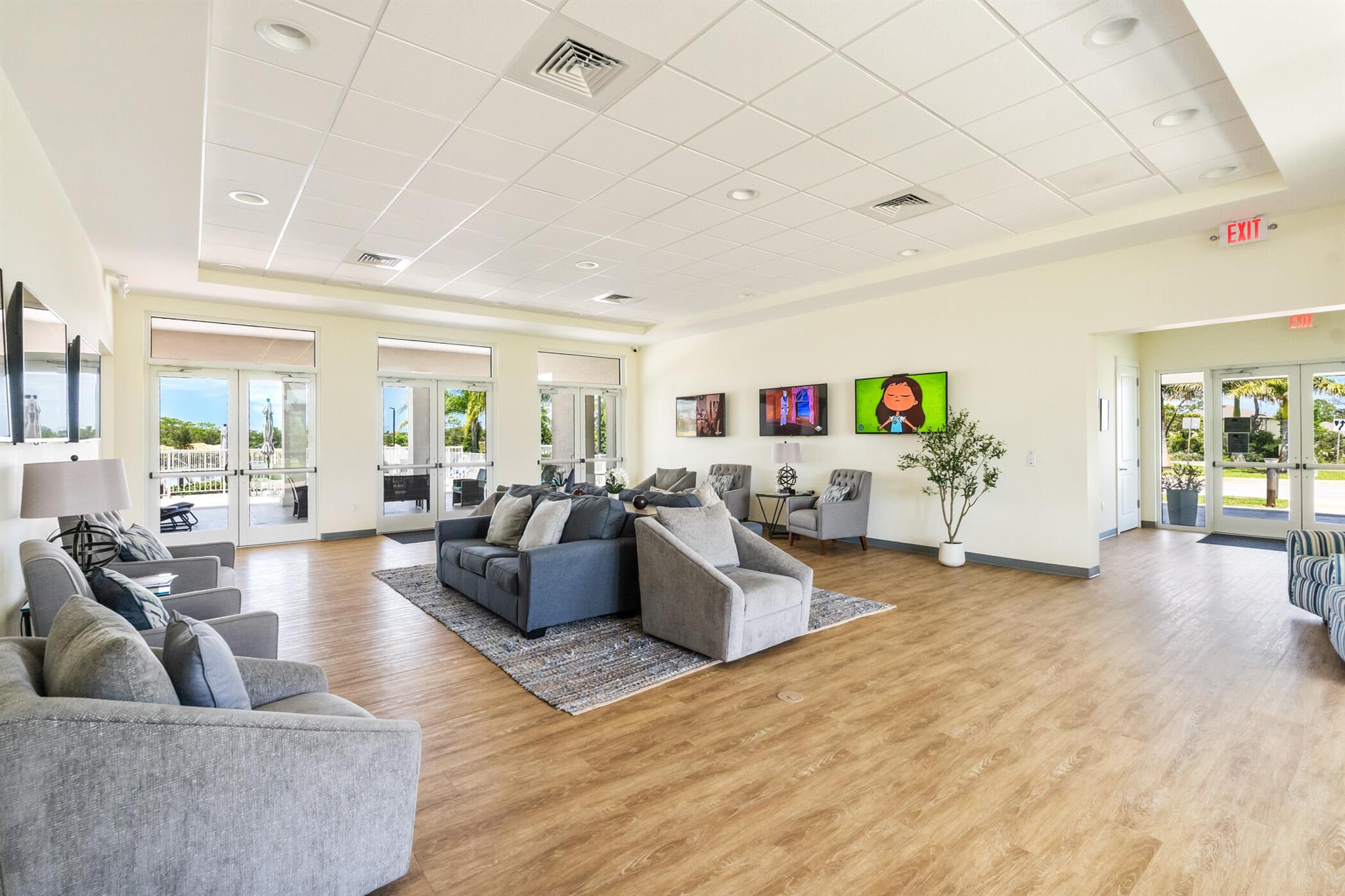 6530 Pomello Court