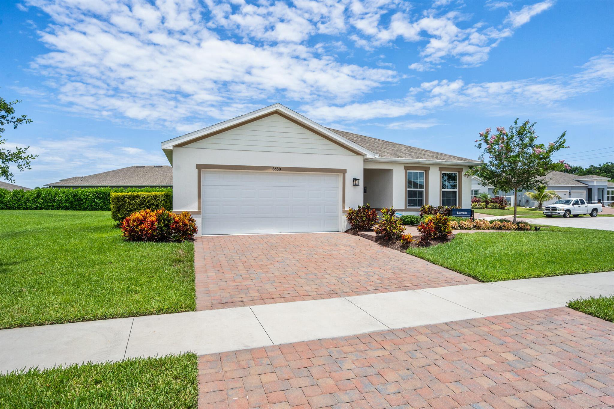 6530 Pomello Court