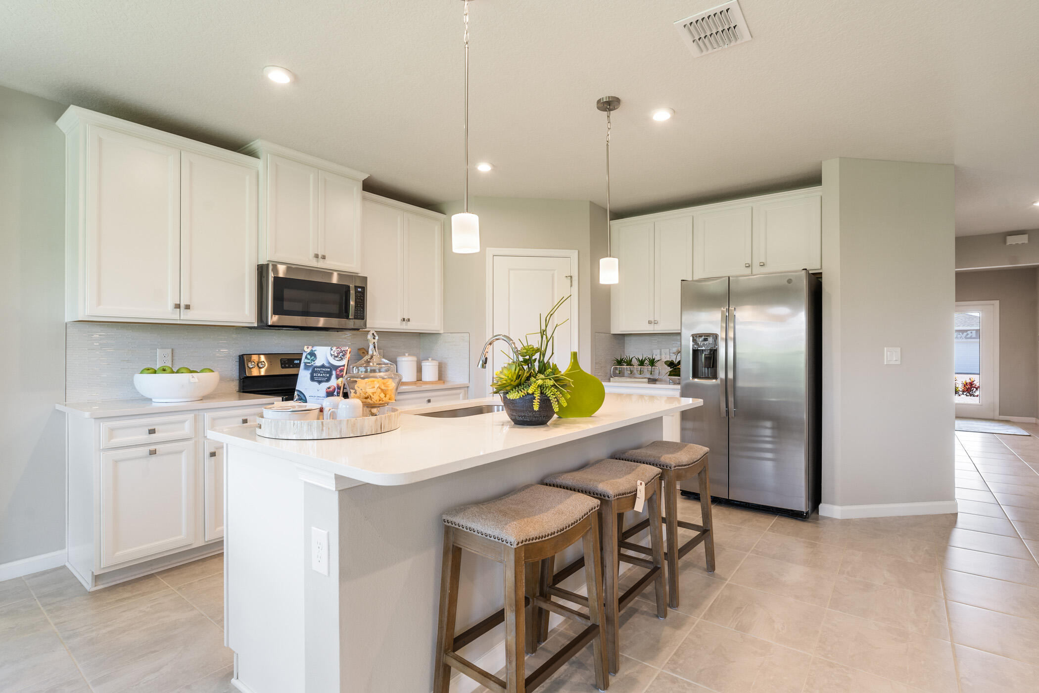 6530 Pomello Court
