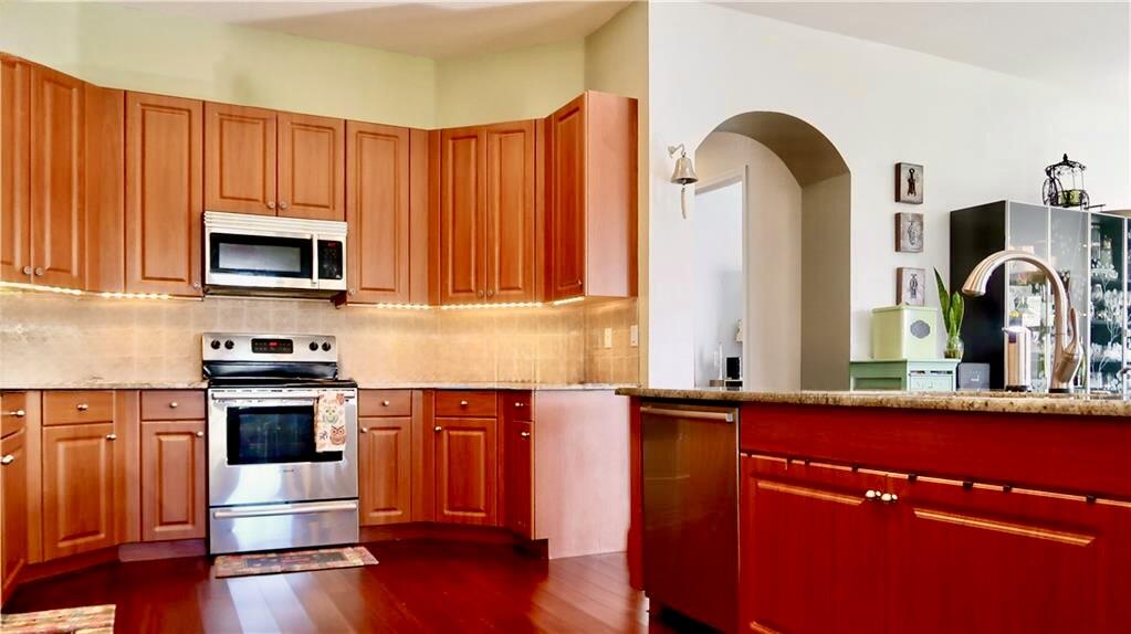 2001 Albany Terrace SW