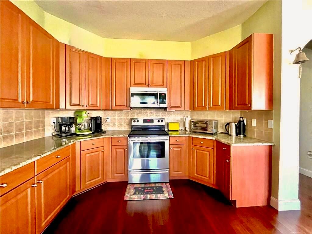 2001 Albany Terrace SW