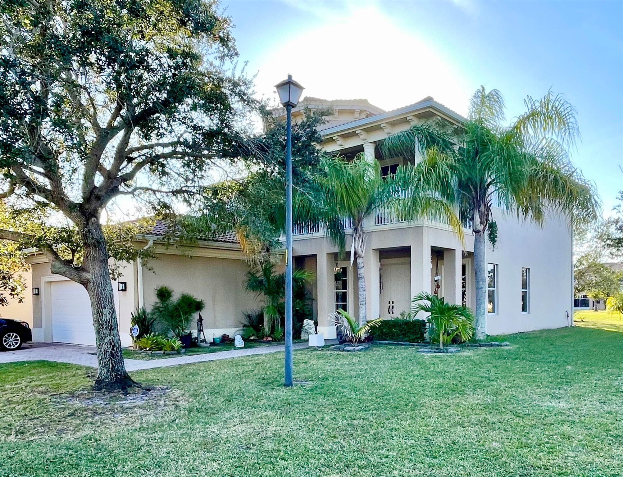 2001 Albany Terrace SW