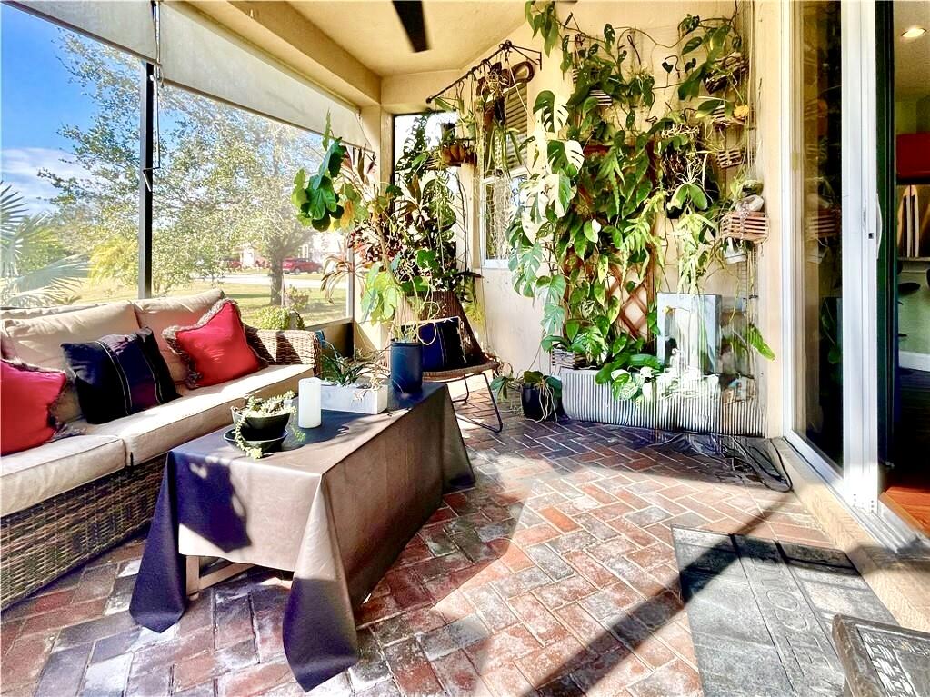 2001 Albany Terrace SW