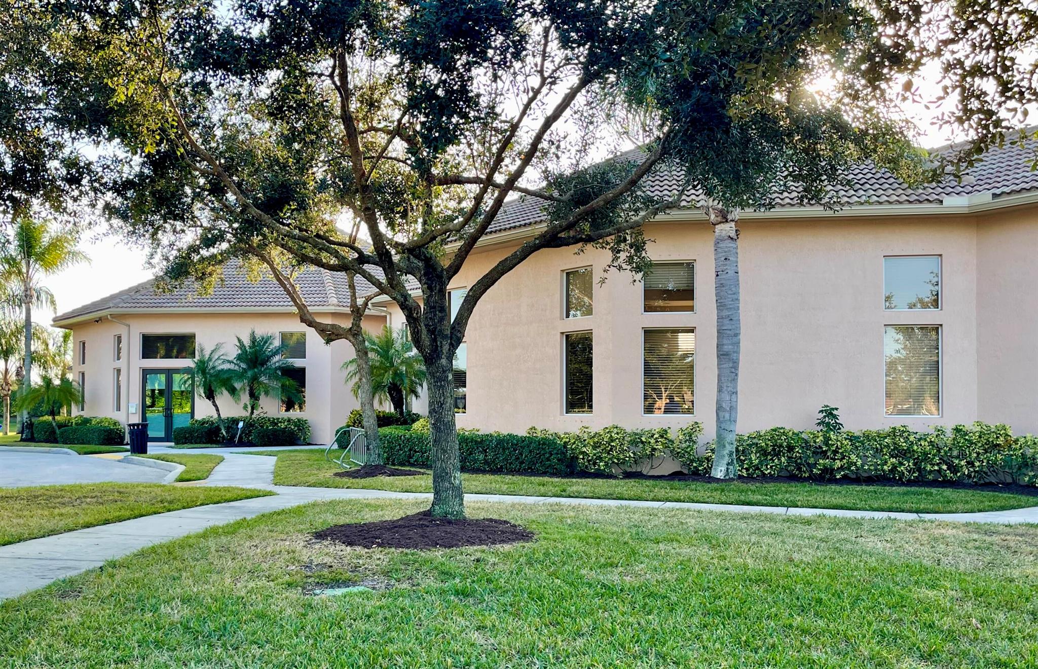 2001 Albany Terrace SW