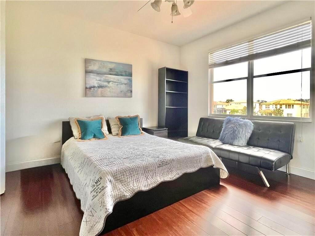 2001 Albany Terrace SW