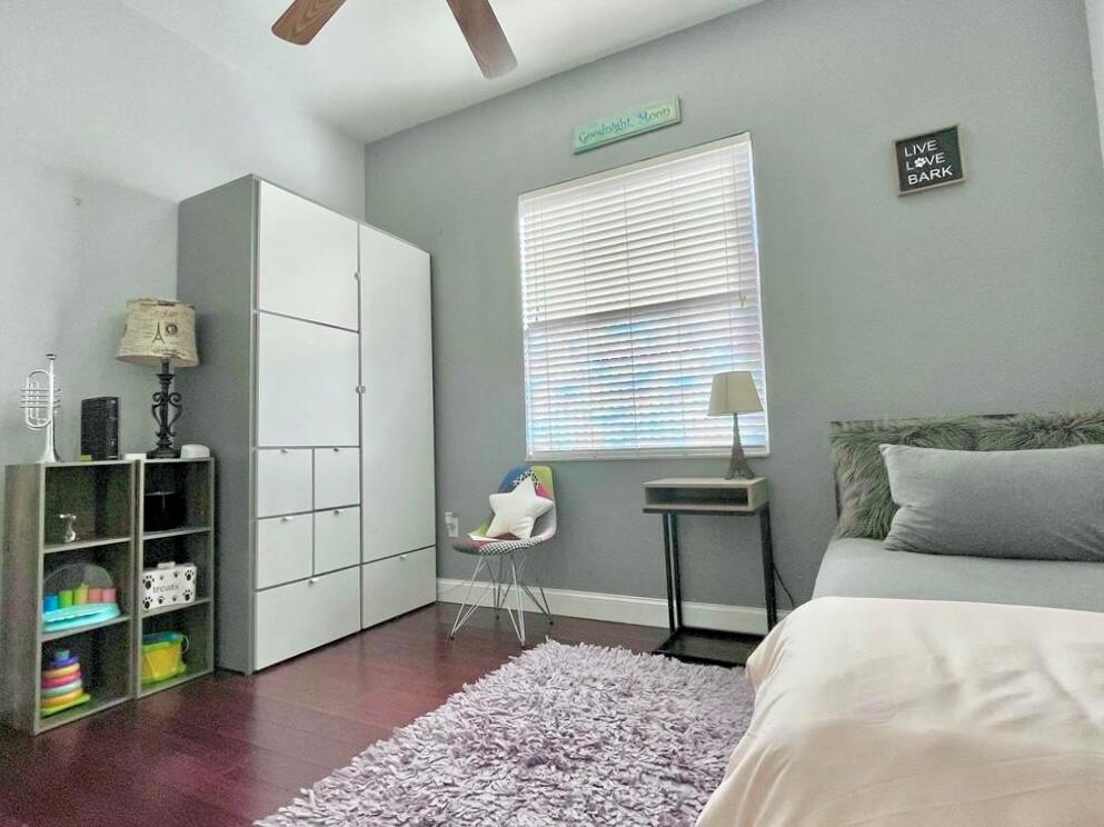 2001 Albany Terrace SW