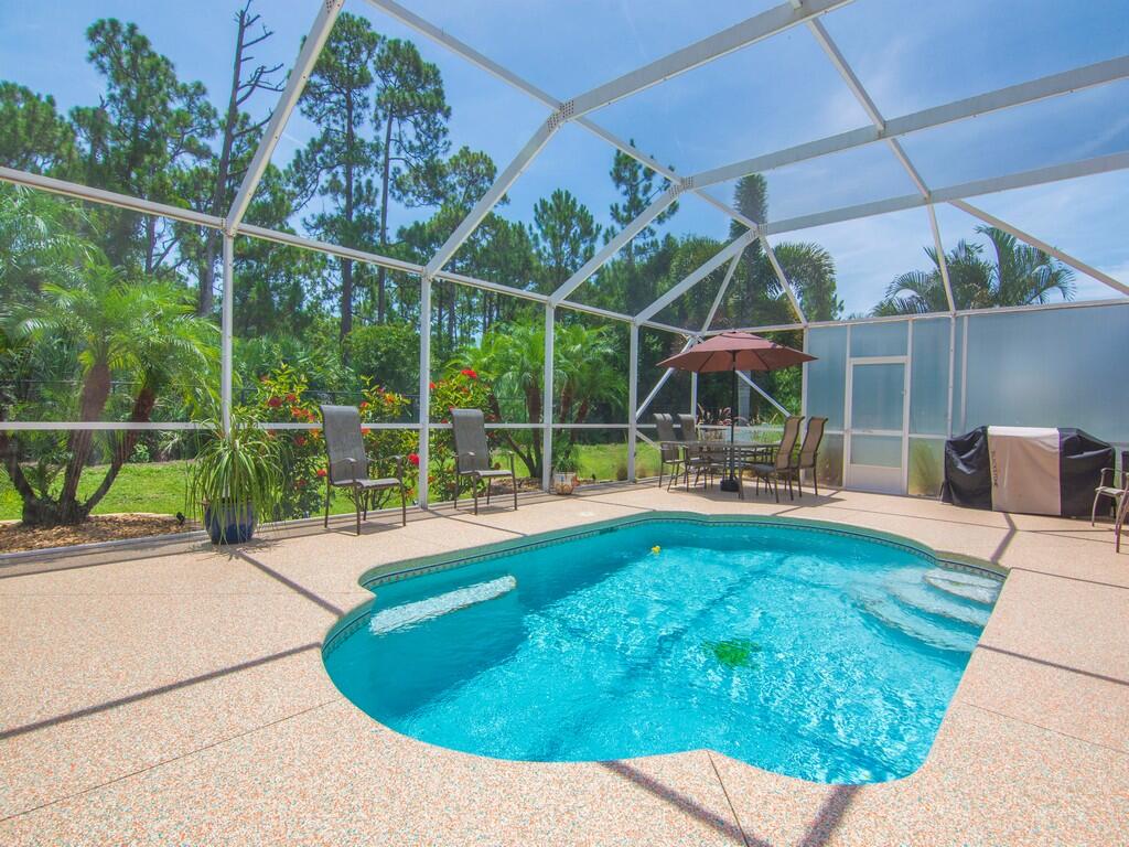 1530 16th Court SW