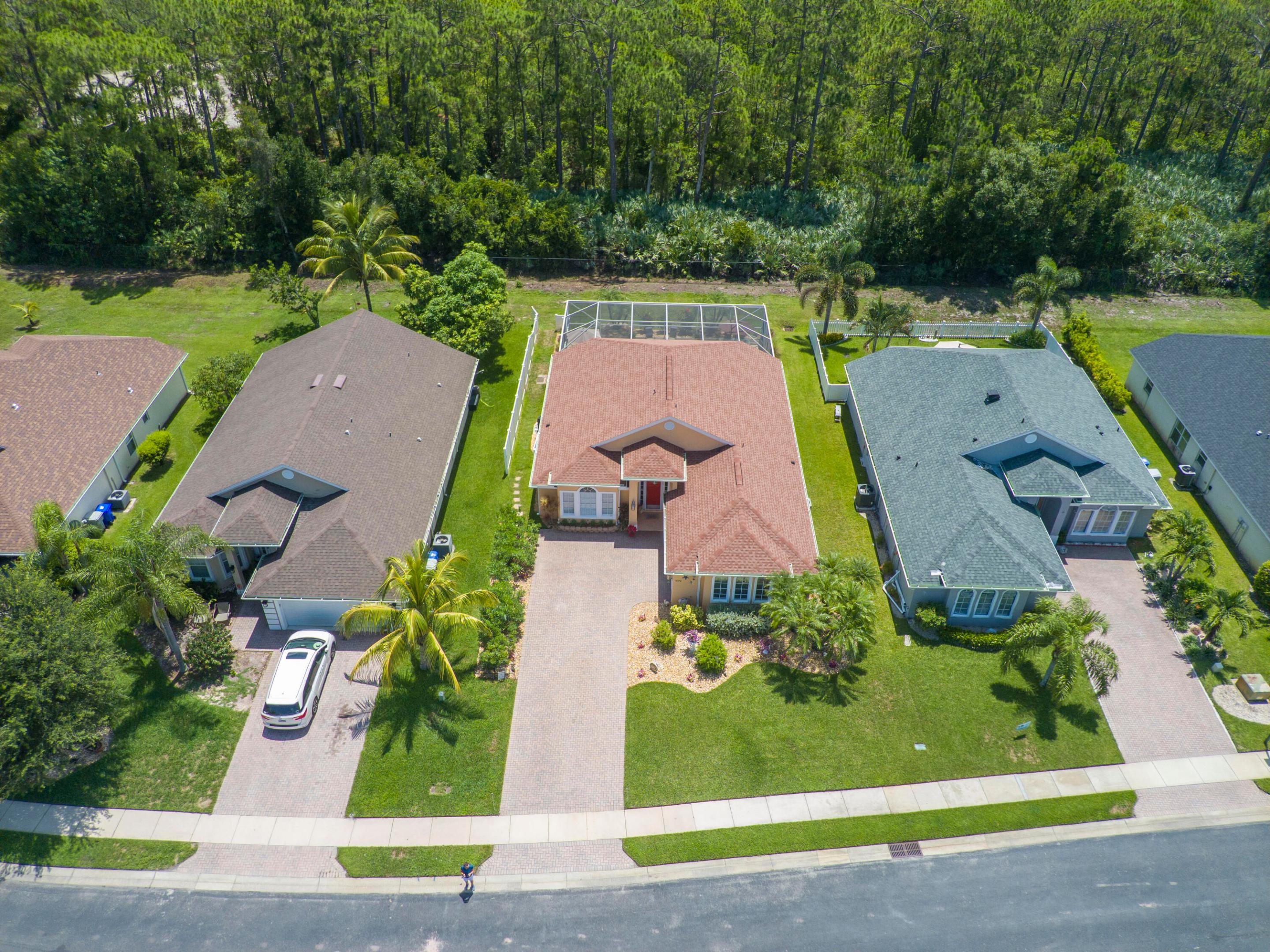 1530 16th Court SW