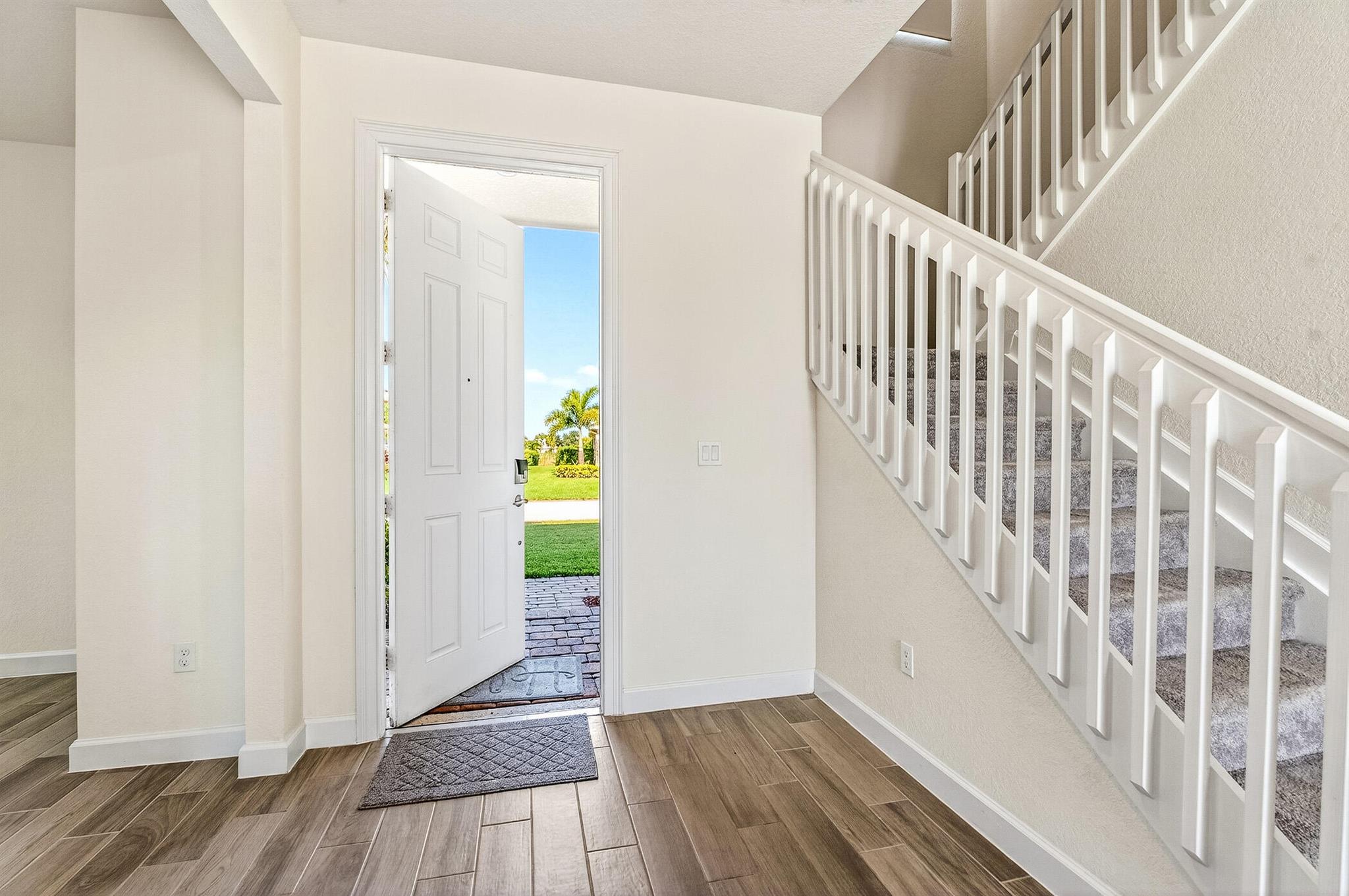 5986 Sequoia Circle