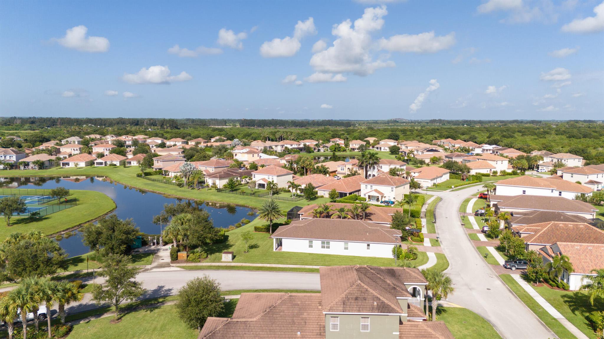 1769 Berkshire Circle SW