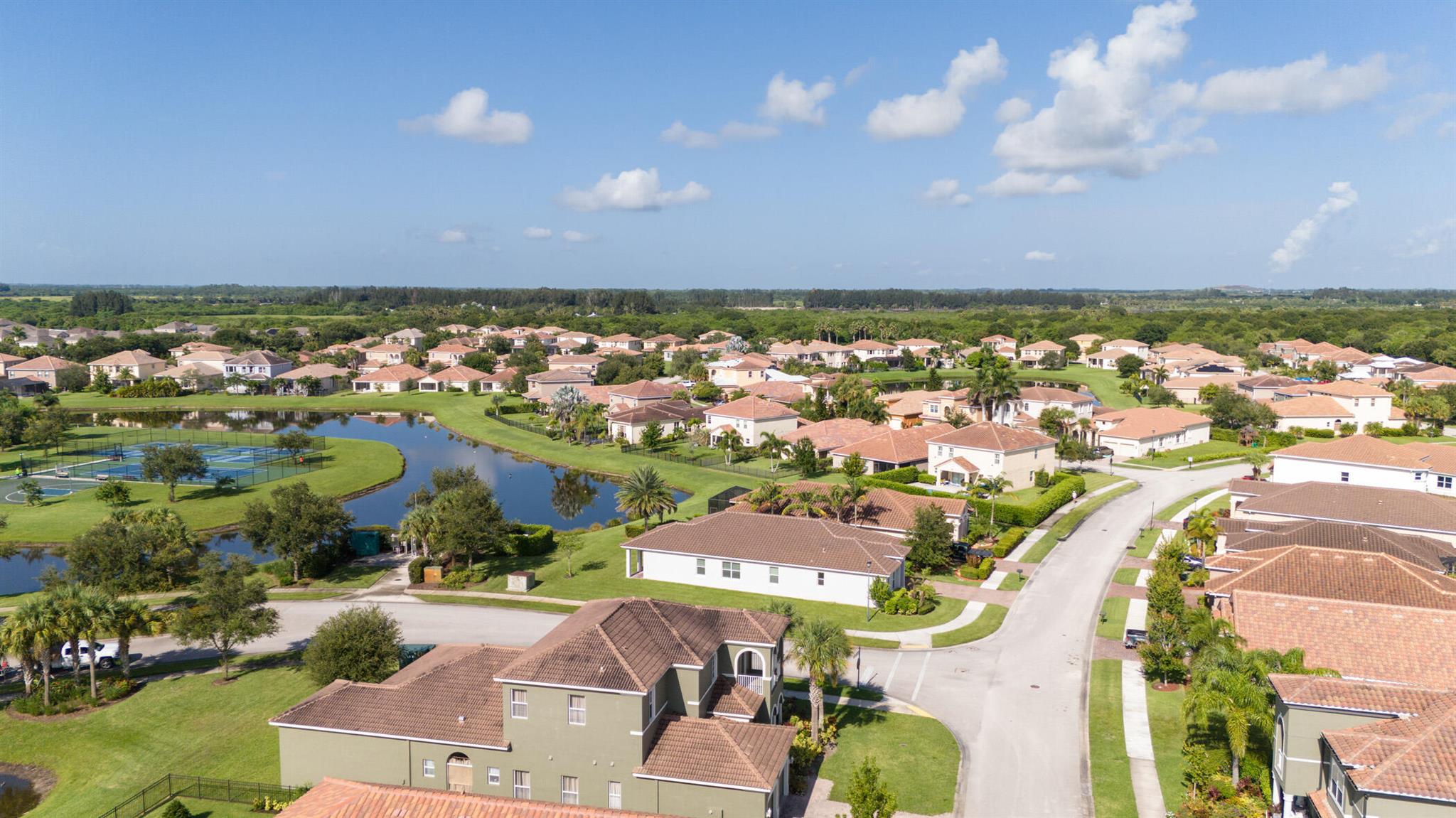 1769 Berkshire Circle SW