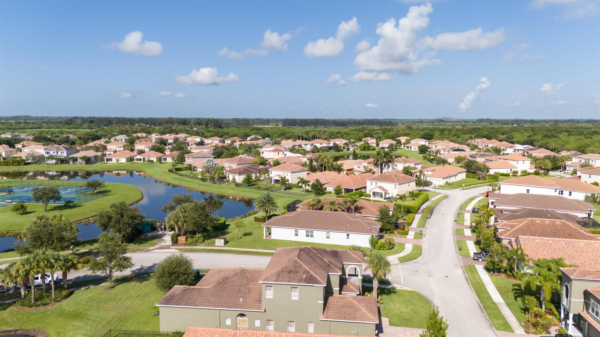 1769 Berkshire Circle SW