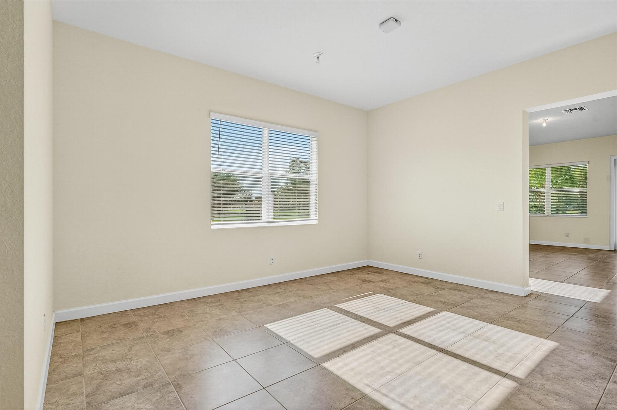 1769 Berkshire Circle SW