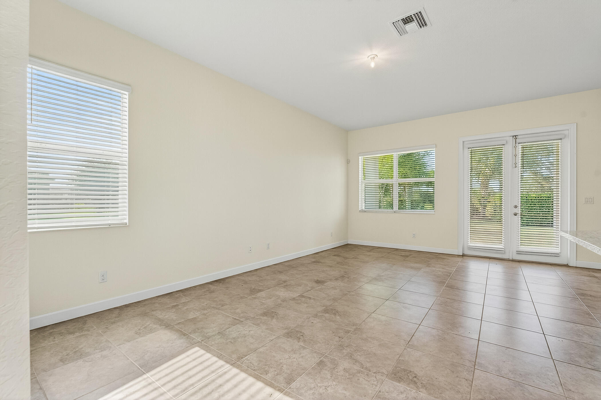 1769 Berkshire Circle SW