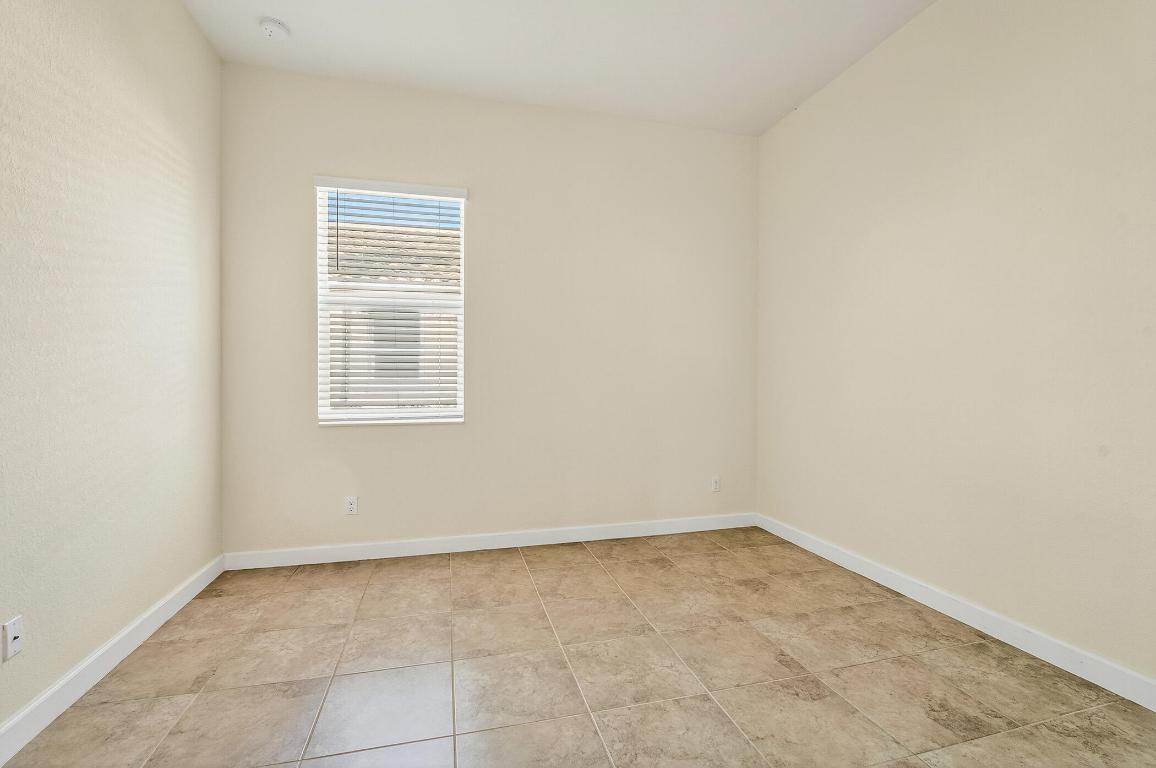 1769 Berkshire Circle SW