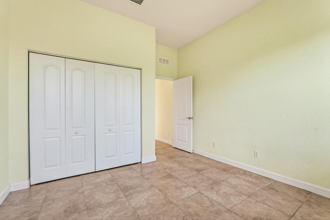 1769 Berkshire Circle SW