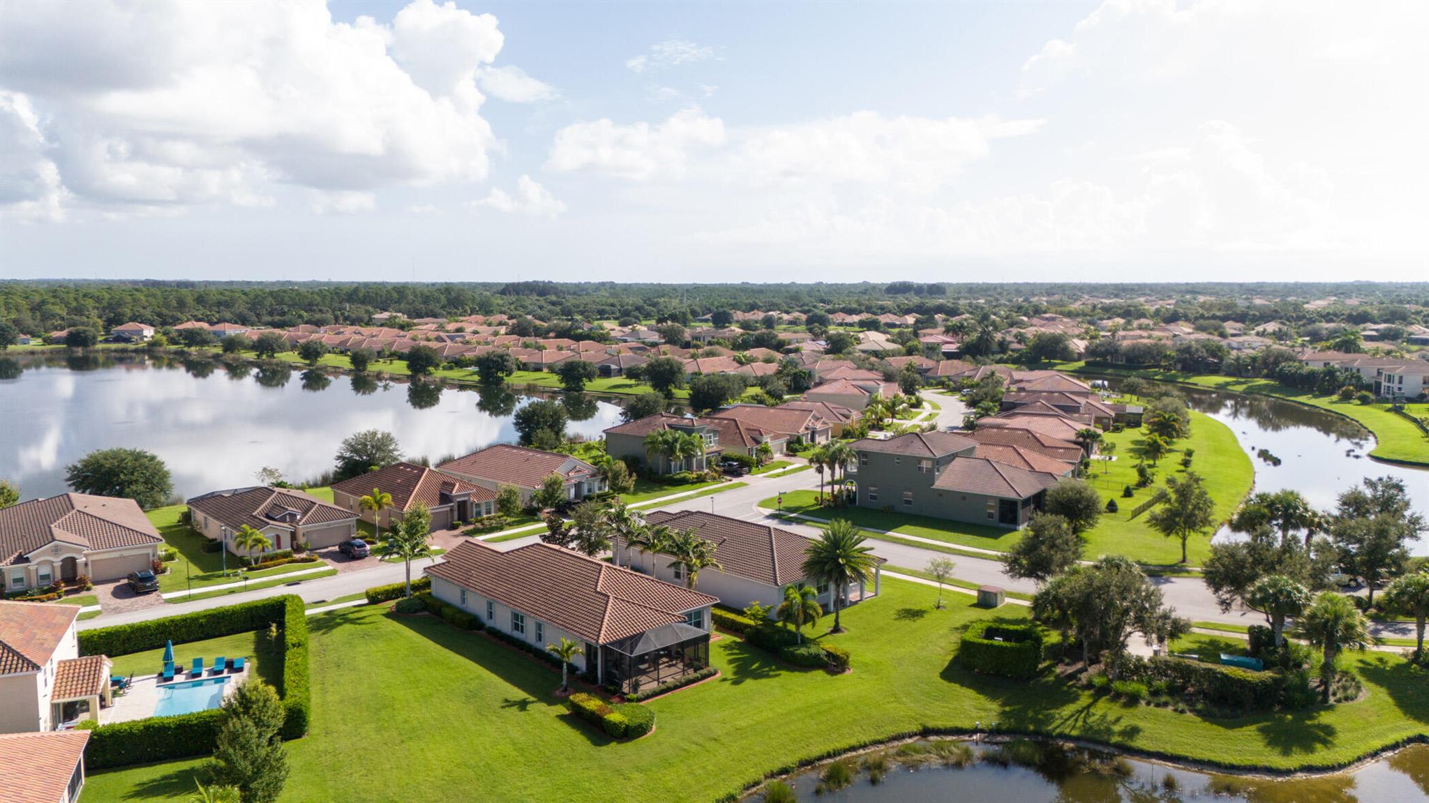 1769 Berkshire Circle SW